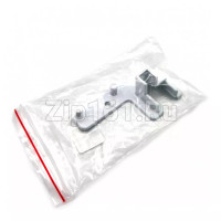 Держатель (кронштейн) откидной панели правый холодильника Атлант 301540006201