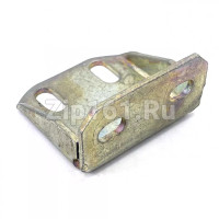 Кронштейн двери нижний Бирюса 0029000006